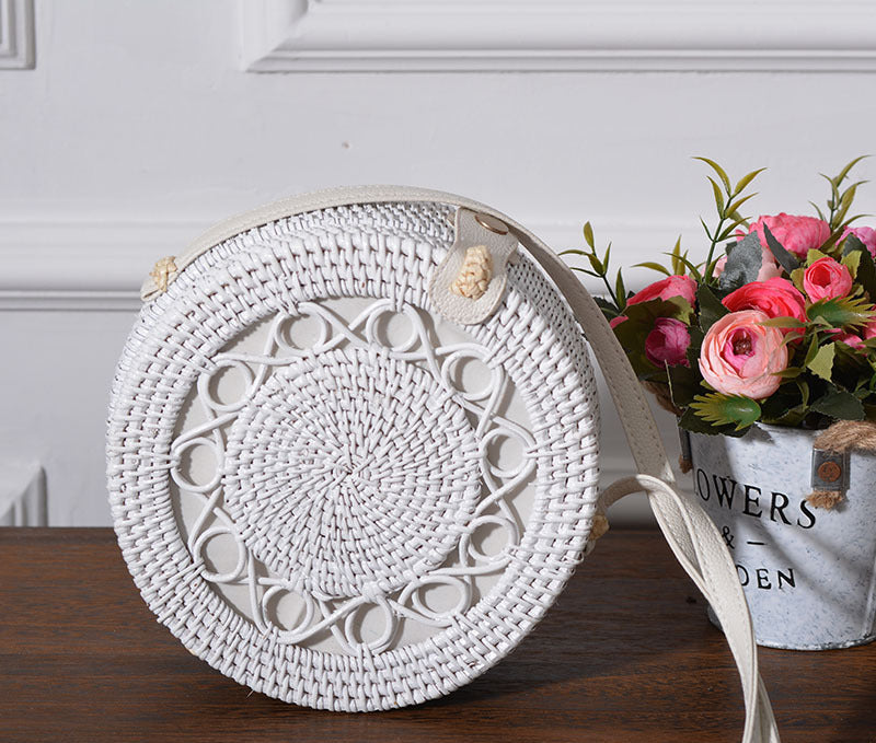 Factory direct supply special sale rattan ins handmade rattan white 20*8PU leather buckle bag