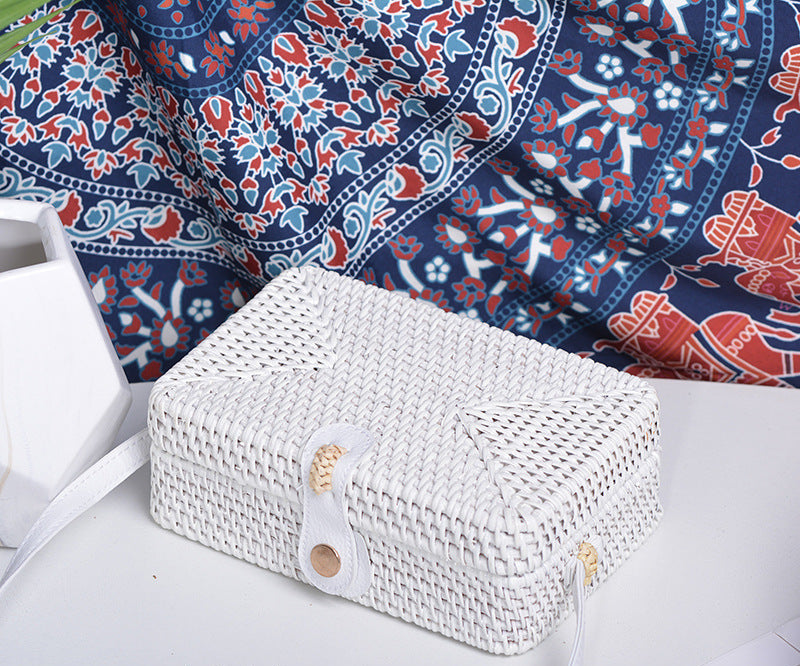 Factory direct supply special sale rattan ins handmade rattan white 20*8PU leather buckle bag