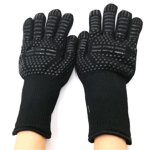 Spot high temperature resistant 800 degrees BBQ flame retardant non-slip fireproof barbecue gloves insulated microwave oven oven gloves