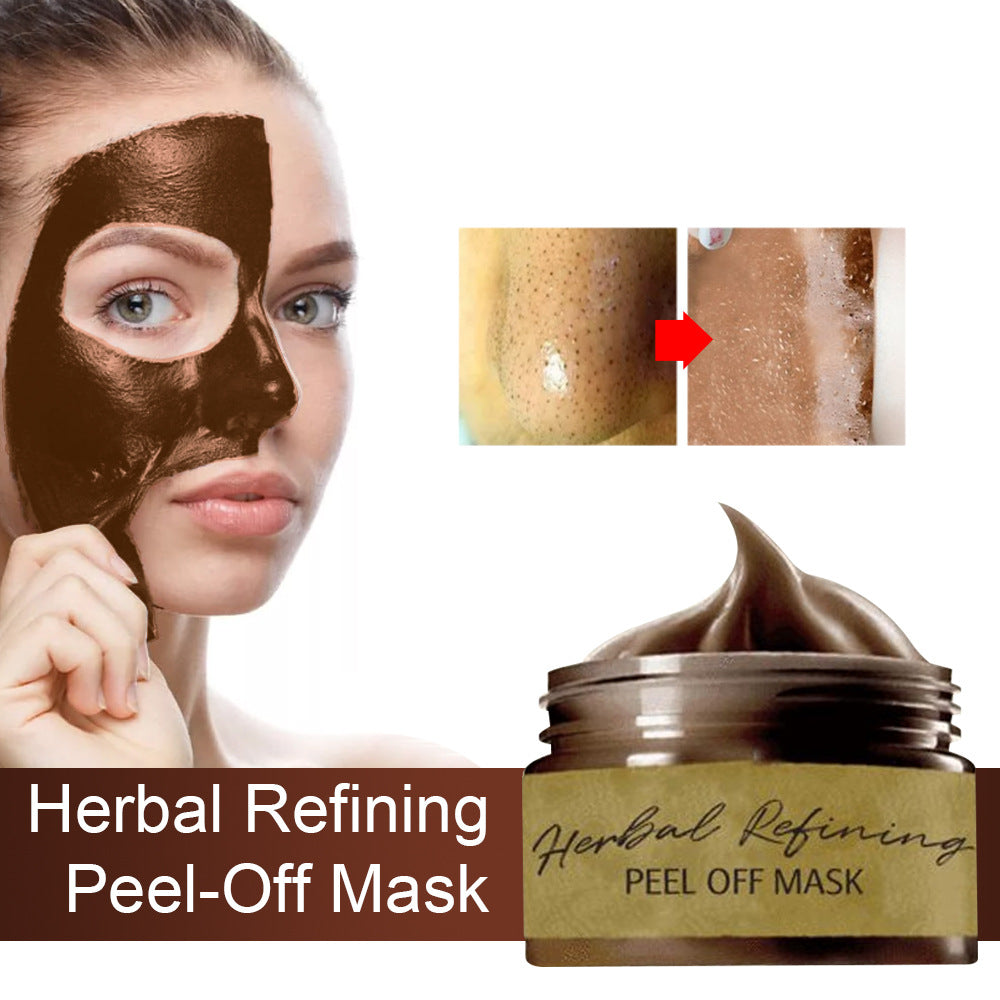 Blackhead removal mask Apply a tear-off mask to shrink pores and tear off a deep cleansing mask