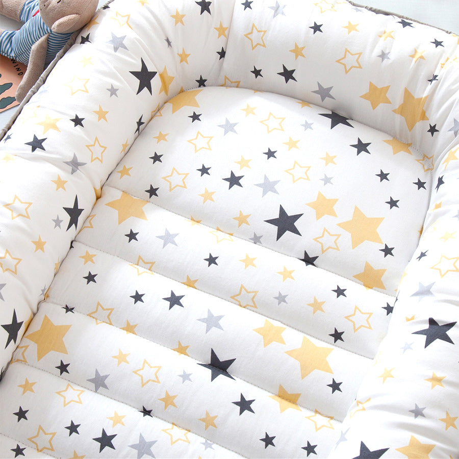 Cross-border foldable portable anti-pressure crib bed bionic full detachable baby pillow travel quilted crib