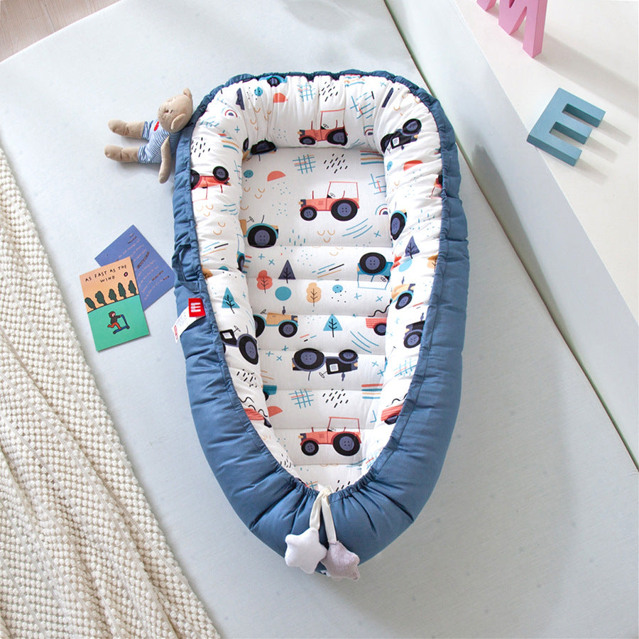 Cross-border foldable portable anti-pressure crib bed bionic full detachable baby pillow travel quilted crib