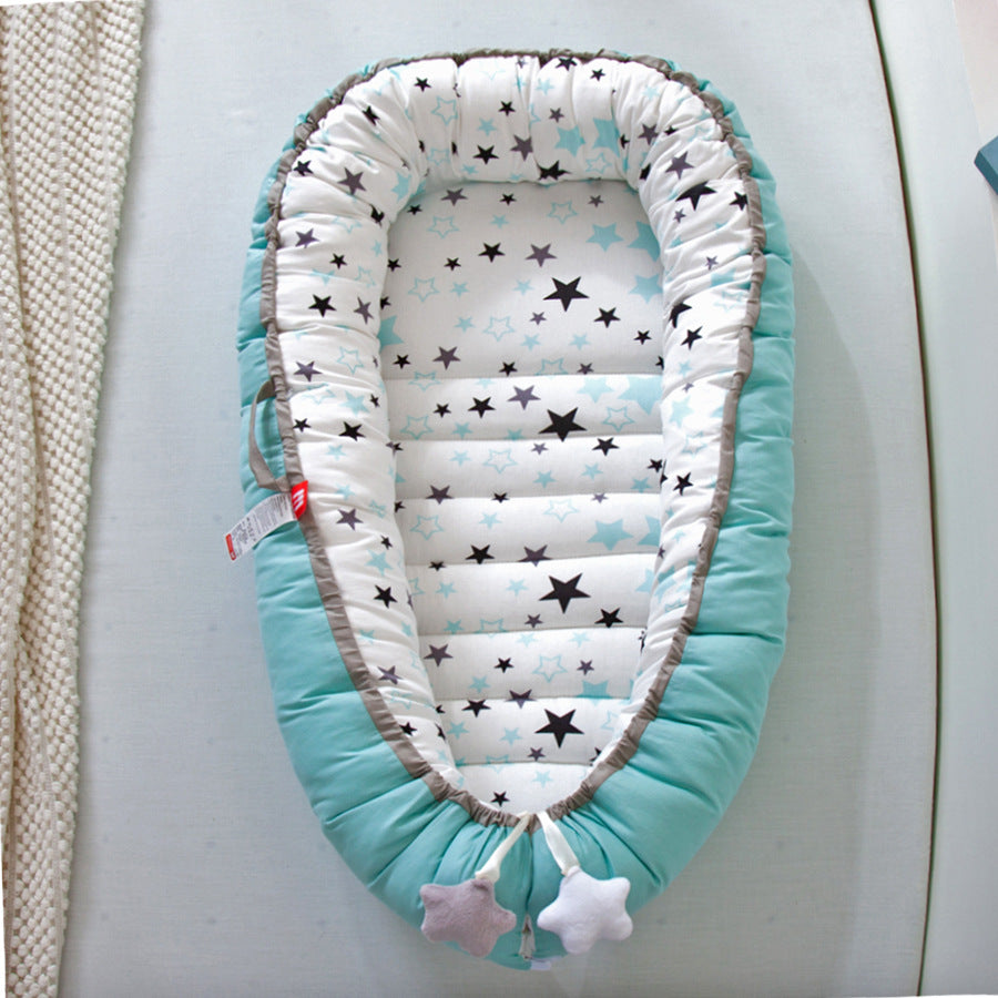 Cross-border foldable portable anti-pressure crib bed bionic full detachable baby pillow travel quilted crib