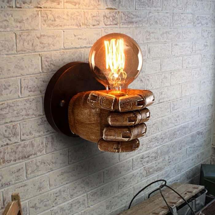 Retro resin fist wall lamp Cross-border European style bar restaurant cafe decorative wall lamp Left hand right hand wall lamp