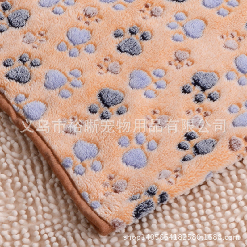 Pet blankets footprint blankets dog sleeping blankets teddy golden hair manufacturers wholesale spot pet supplies