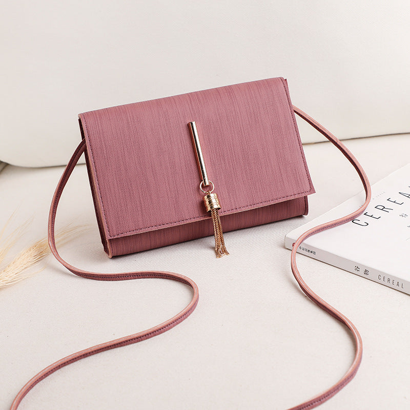 Women's bags 2020 summer new style Korean fashion messenger small bag tassel charm small square bag single shoulder handbag wholesale