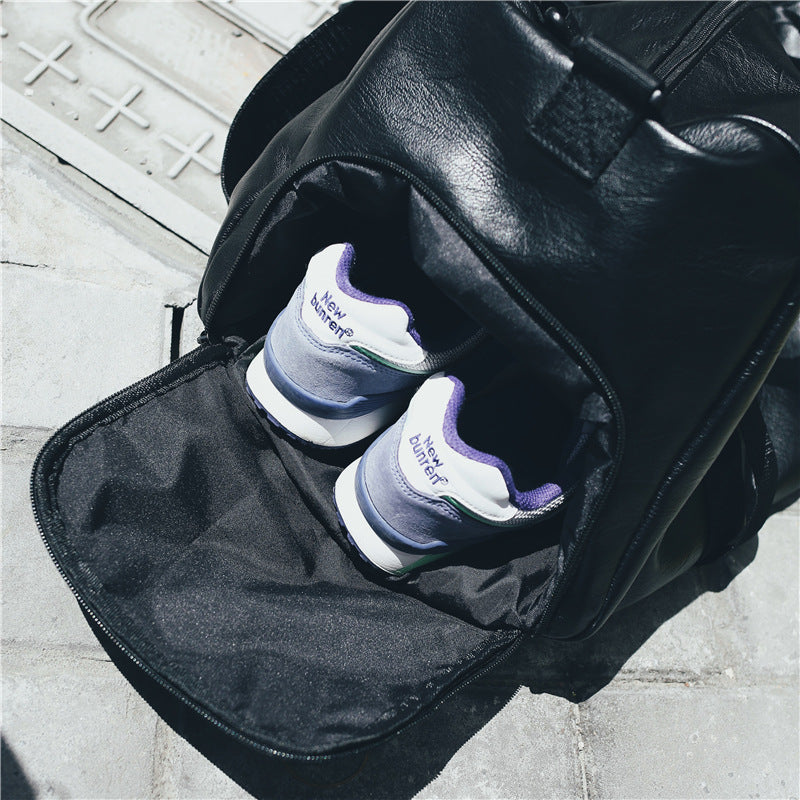New short-distance travel bag men's large-capacity pu handbag fashion sports gym bag waterproof business travel luggage bag