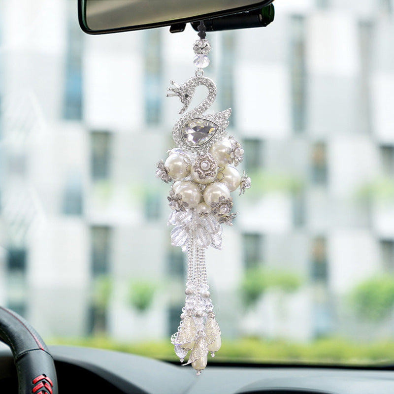 Car pendant high-end swan rearview mirror crystal car interior car decoration pendant car pendant jewelry car pendant female diamond