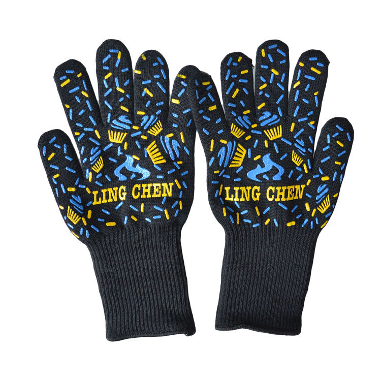 Spot high temperature resistant 800 degrees BBQ flame retardant non-slip fireproof barbecue gloves insulated microwave oven oven gloves