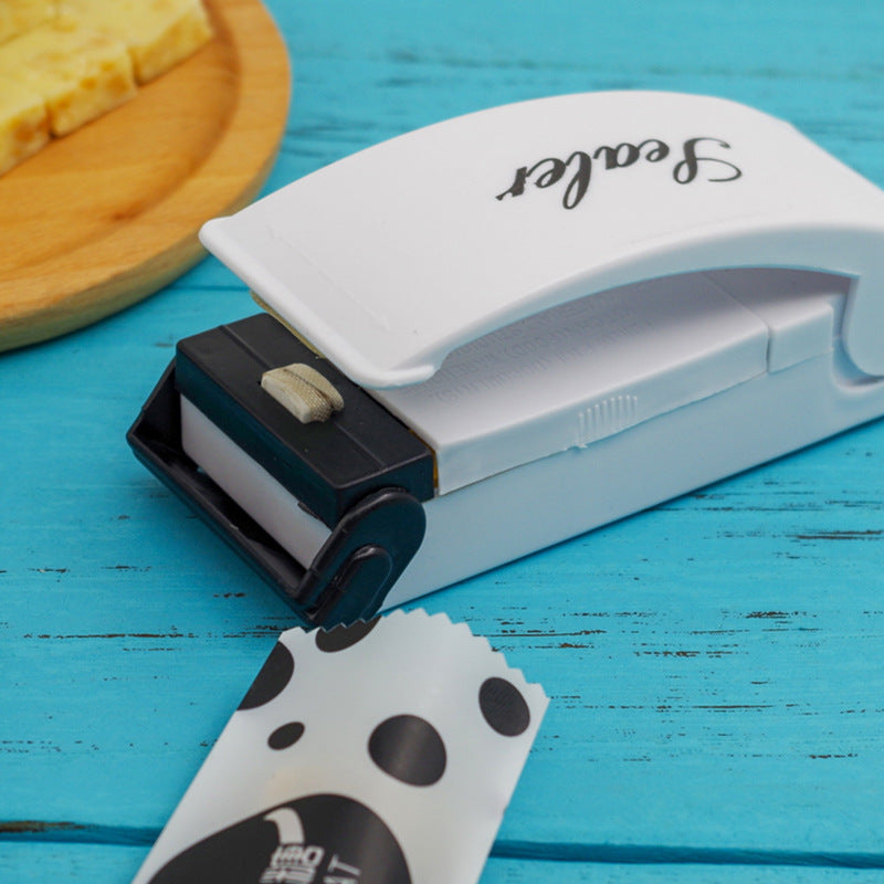 Household small sealing machine food bag plastic bag hand pressure flat sealing machine Mini household sealing machine