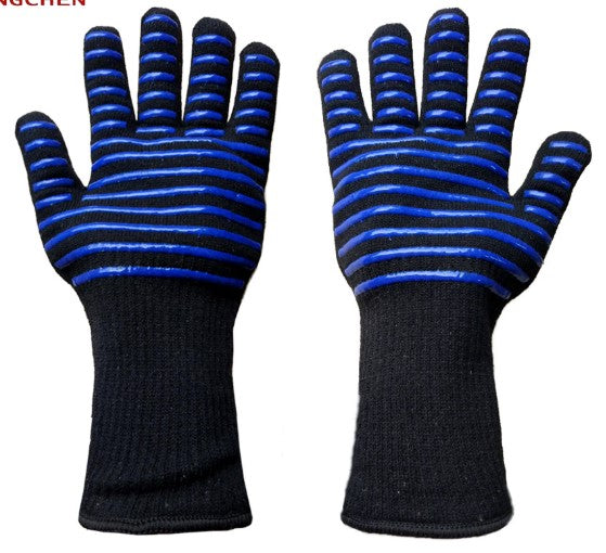 Spot high temperature resistant 800 degrees BBQ flame retardant non-slip fireproof barbecue gloves insulated microwave oven oven gloves