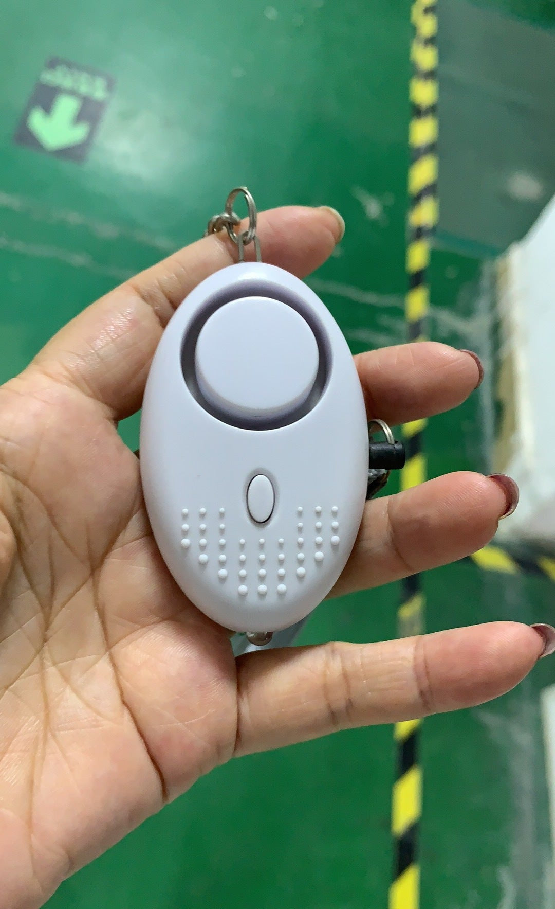 Night running anti-wolf woman personal alarm self-defense anti-wolf device pull personal alarm backpack siren backpack