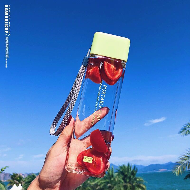 Square simple water cup portable drop resistant cup plastic personality cup transparent leak-proof with lid creative girl heart