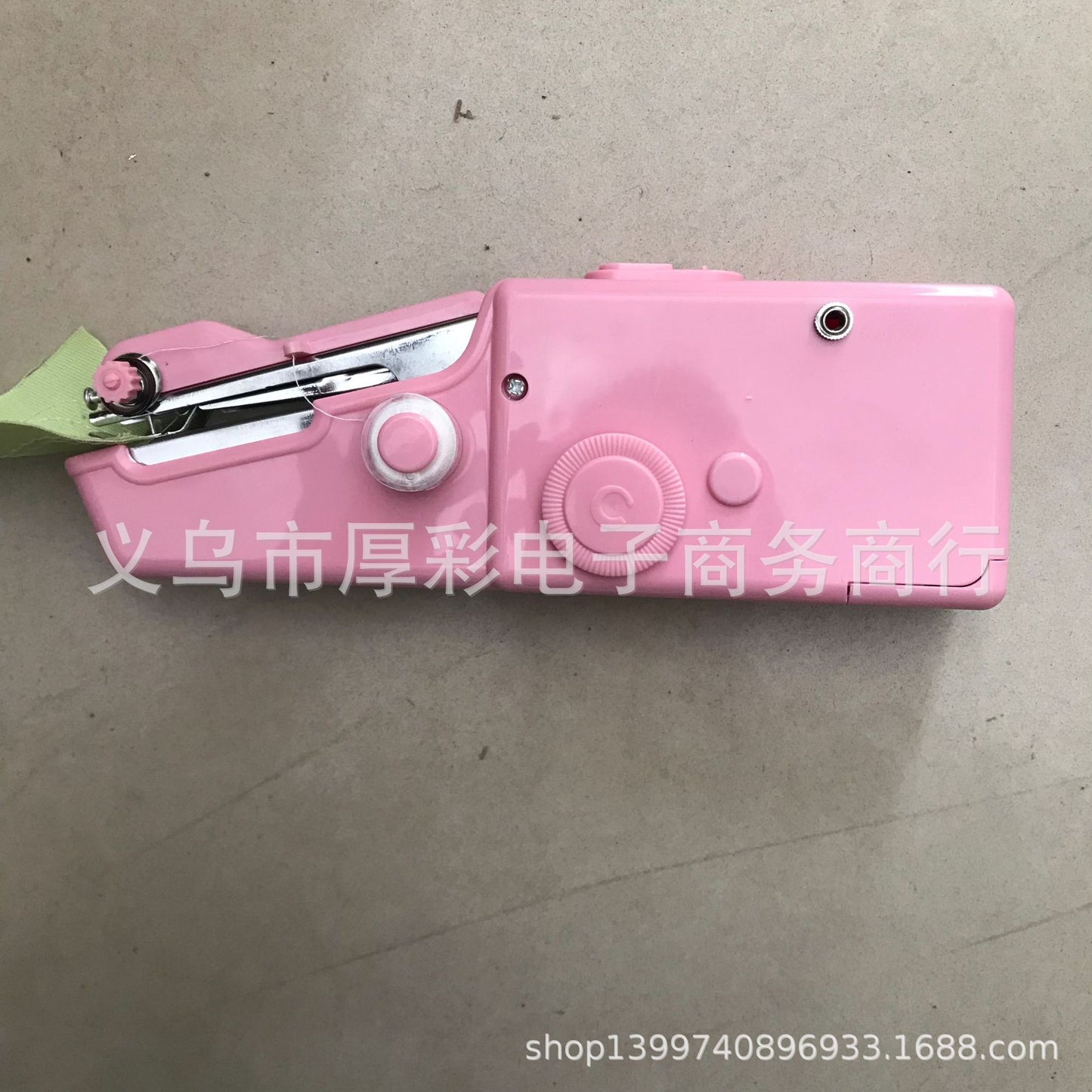 Handheld portable sewing machine handy stitch multifunctional mini electric sewing machine sewing machine pink