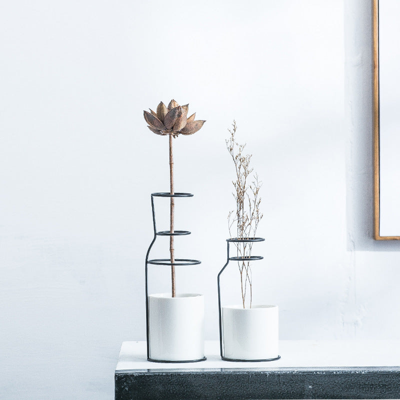 ins Nordic Feng Shui culture iron art ceramic vase modern minimalist flower arrangement home decoration ornaments dried flower vase