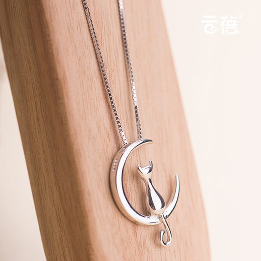 Fashion Cute Animal Cat Moon Pendant Necklace Charm Silver Gold Color Box Chain Necklace Kitten Pet Lucky Jewelry For Women Gift