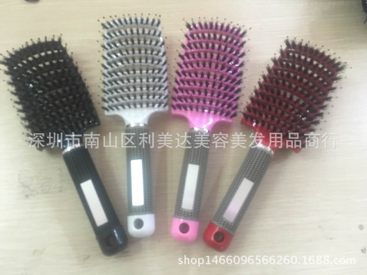 Large curved comb ribs comb pig bristle anti-static curved massage comb nine-row comb shape curly hair plastic smooth hair comb