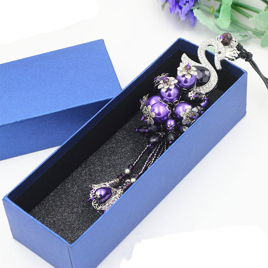 Car pendant high-end swan rearview mirror crystal car interior car decoration pendant car pendant jewelry car pendant female diamond