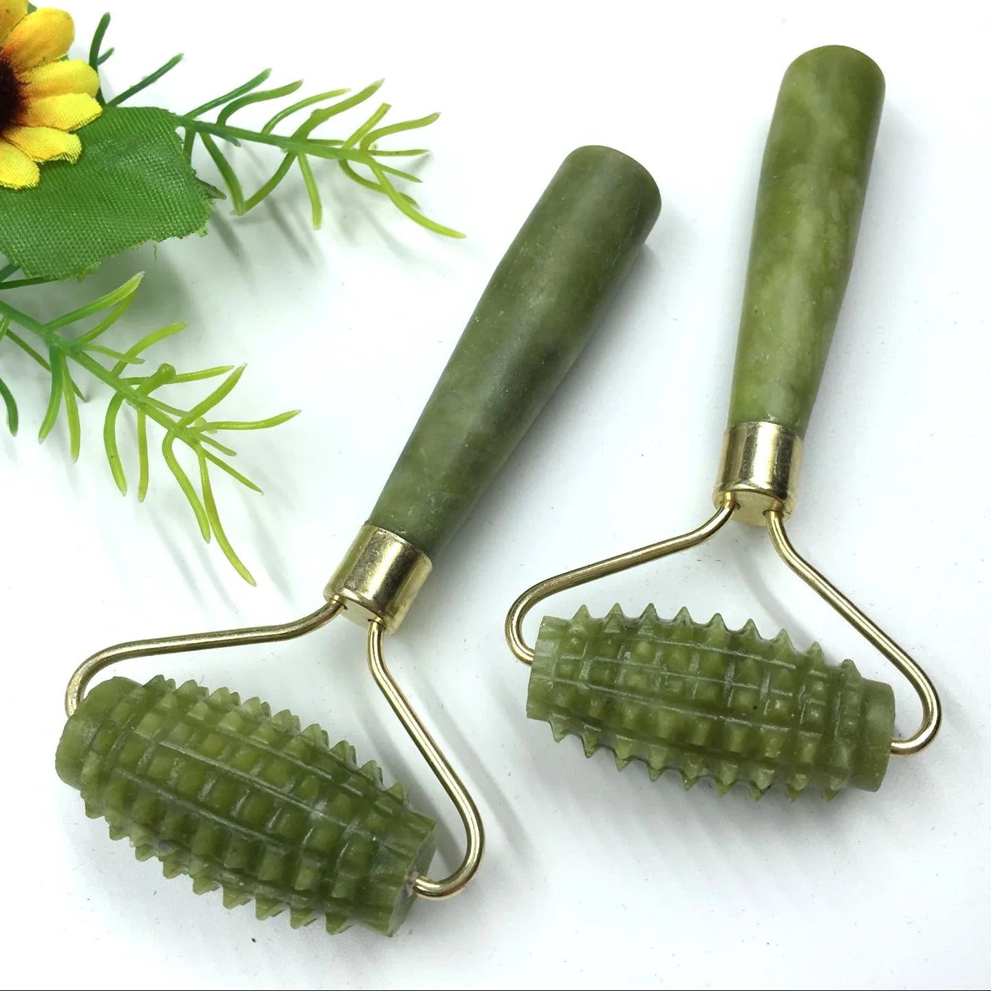 Jade Roller Massager Green Facial Nature Healthy Face Beauty Body Head Neck Foot Skin Care Face Lift Tools Face Roller
